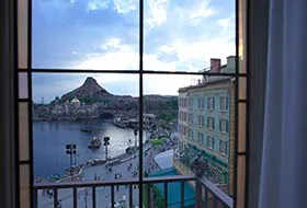 MiraCosta 標準 Harbor View 從房內眺望 Porto Paradiso