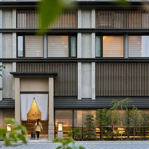 ตัวอย่างการพักสำหรับคู่รักในซัปโปโร: ONSEN RYOKAN YUEN ซัปโปโร ภายนอกและบรรยากาศโรงแรมออนเซ็นในเมือง