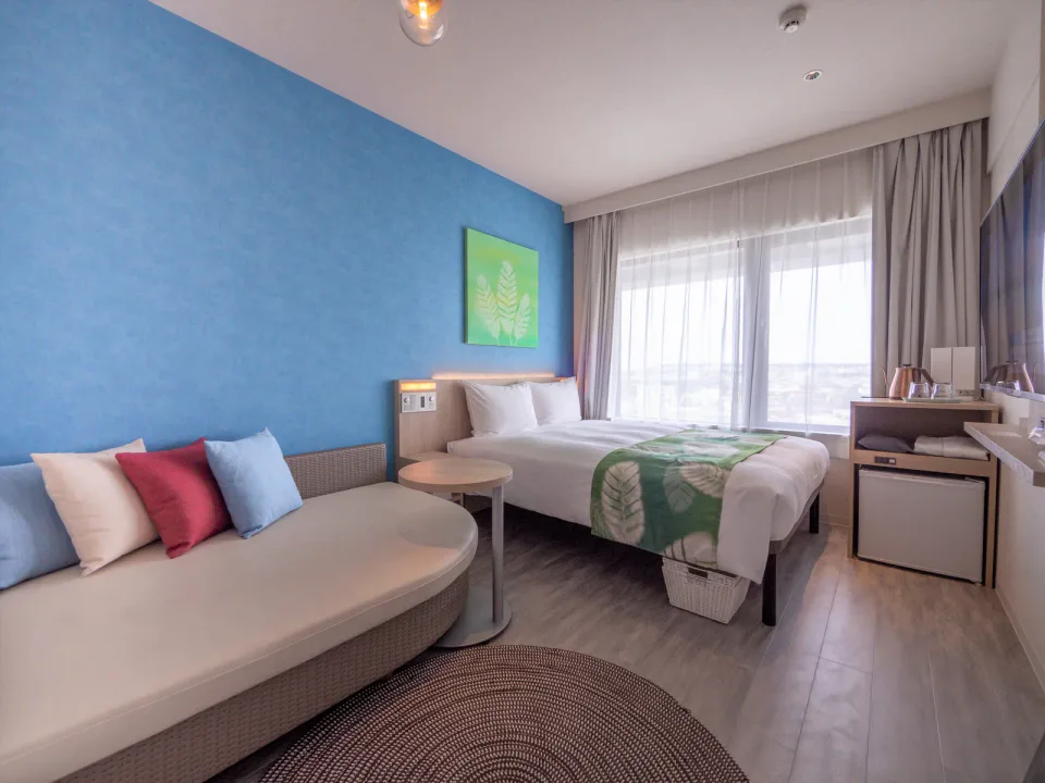 Tabino Hotel lit Miyakojima double room for SUP and snorkeling days
