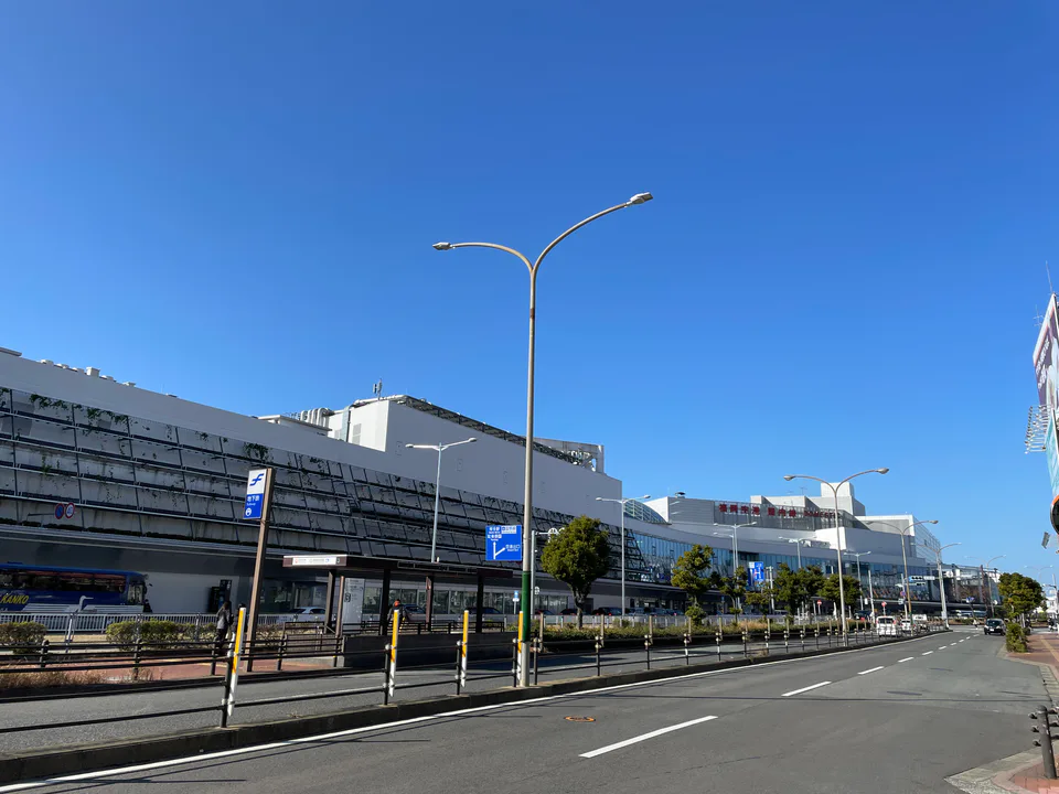 Fukuoka Airport Domestic Terminal for comparing an early-flight hotel in Hakata with Tenjin